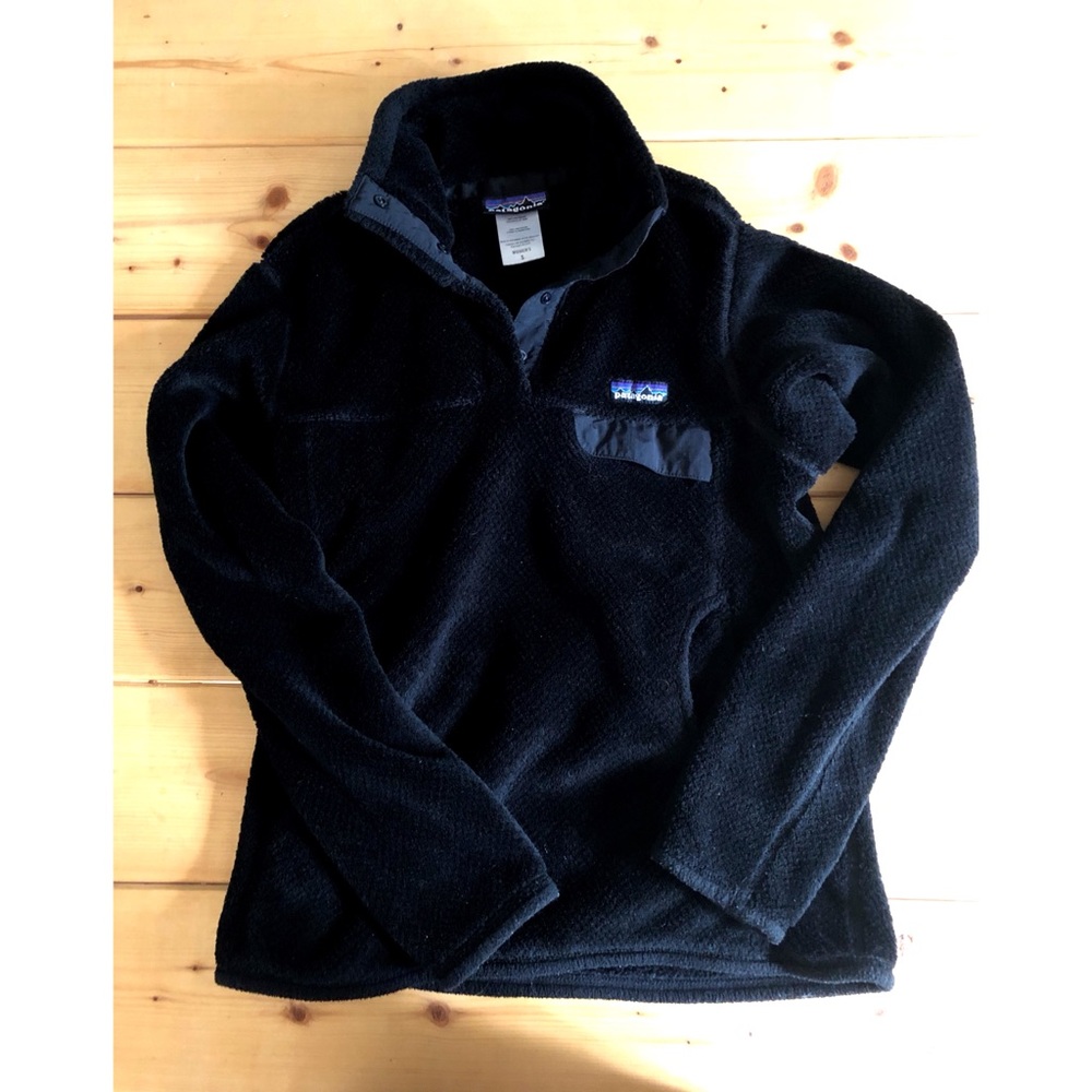 Patagonia black fleece size small